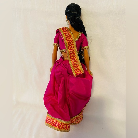 Barbie Dolls of the World, Indian Barbie 1995, Mattel - Picture 3 of 8
